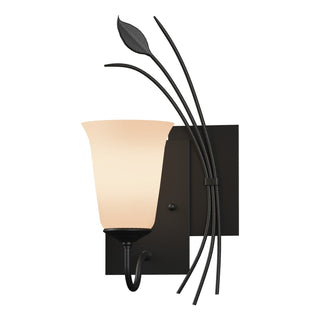 Hubbardton Forge - 205122-SKT-RGT-10-GG0035 - Forged Leaf Sconce - Leaf - Black