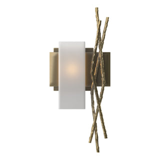 Hubbardton Forge - 207670-SKT-LFT-86-GG0351 - Brindille Sconce - Brindille - Modern Brass