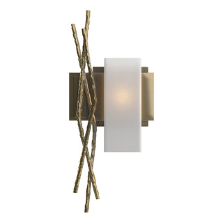 Hubbardton Forge - 207670-SKT-RGT-86-GG0351 - Brindille Sconce - Brindille - Modern Brass