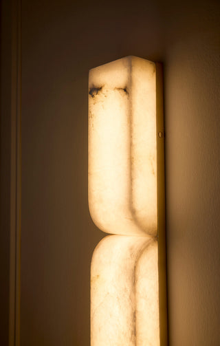 Alune LED Wall Sconce in Lacquered Brass