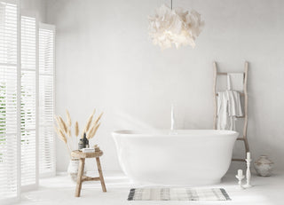 59 inch Soaking Bathtub in Glossy White with Polished White Trim