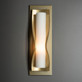 Dune Dune Sconce in Modern Brass