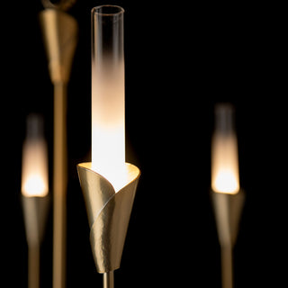 Lilium Lilium 6-Light Chandelier in Modern Brass