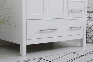 32 inch Single Bathroom Vanity in White with Backsplash